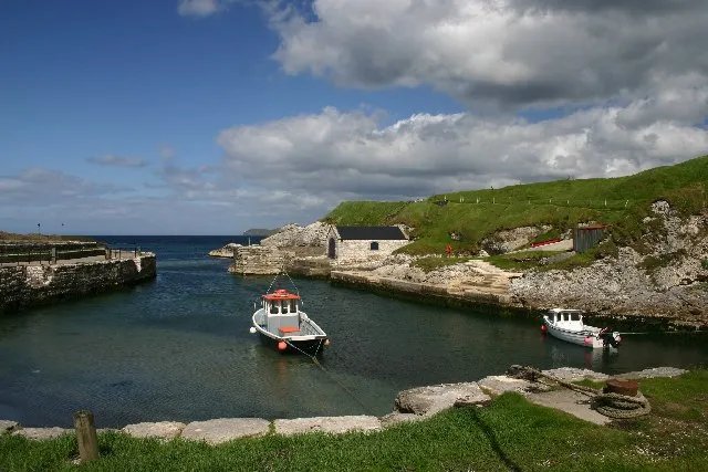 Ballintoy Harbour — photo 1