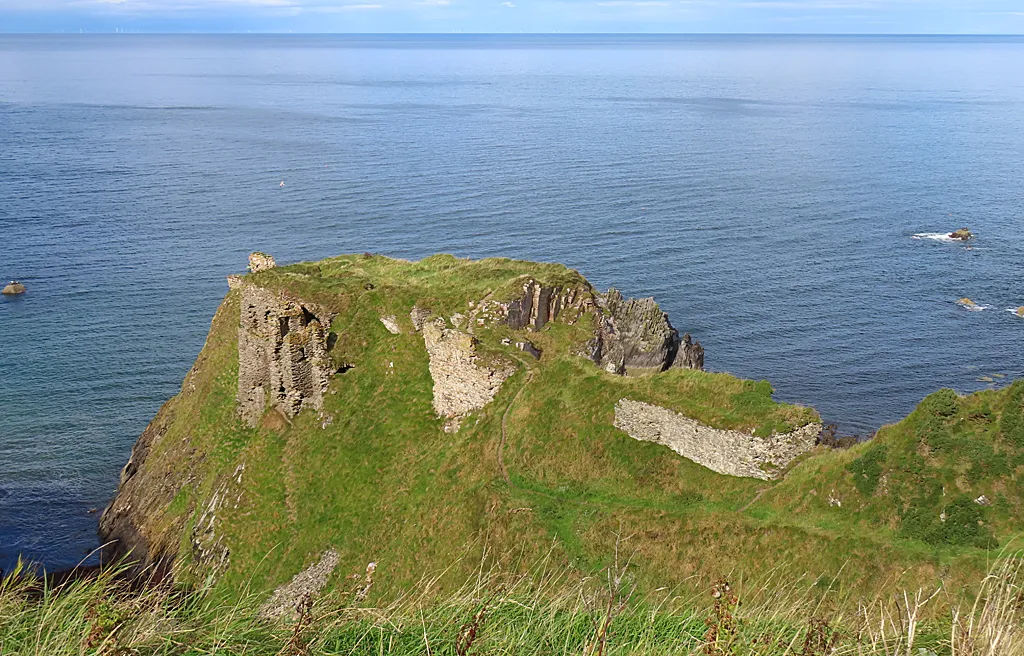 Findlater Castle — photo 1