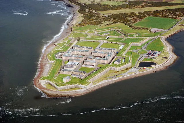 Fort George — photo 1