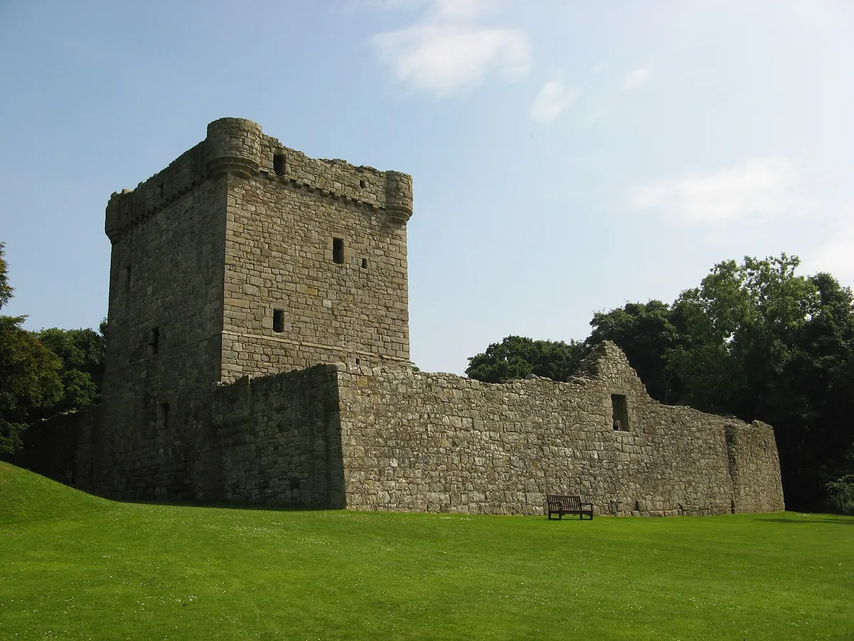 Lochleven Castle — photo 1
