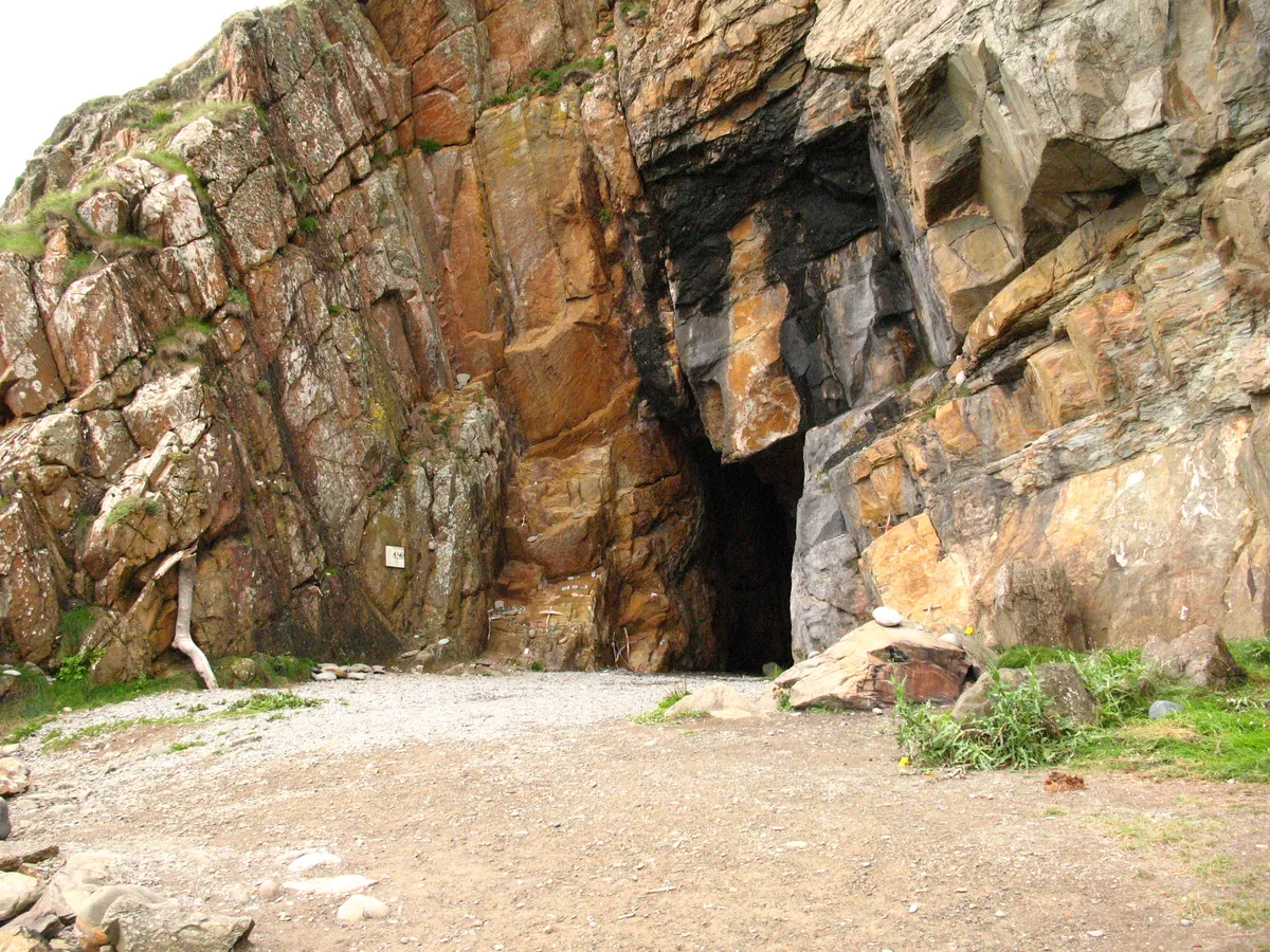 St Ninian's Cave — photo 1