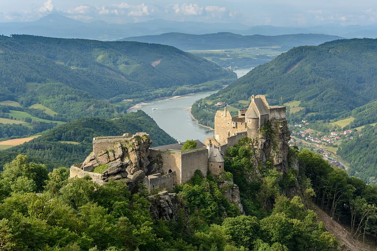 Aggstein Castle — photo 1