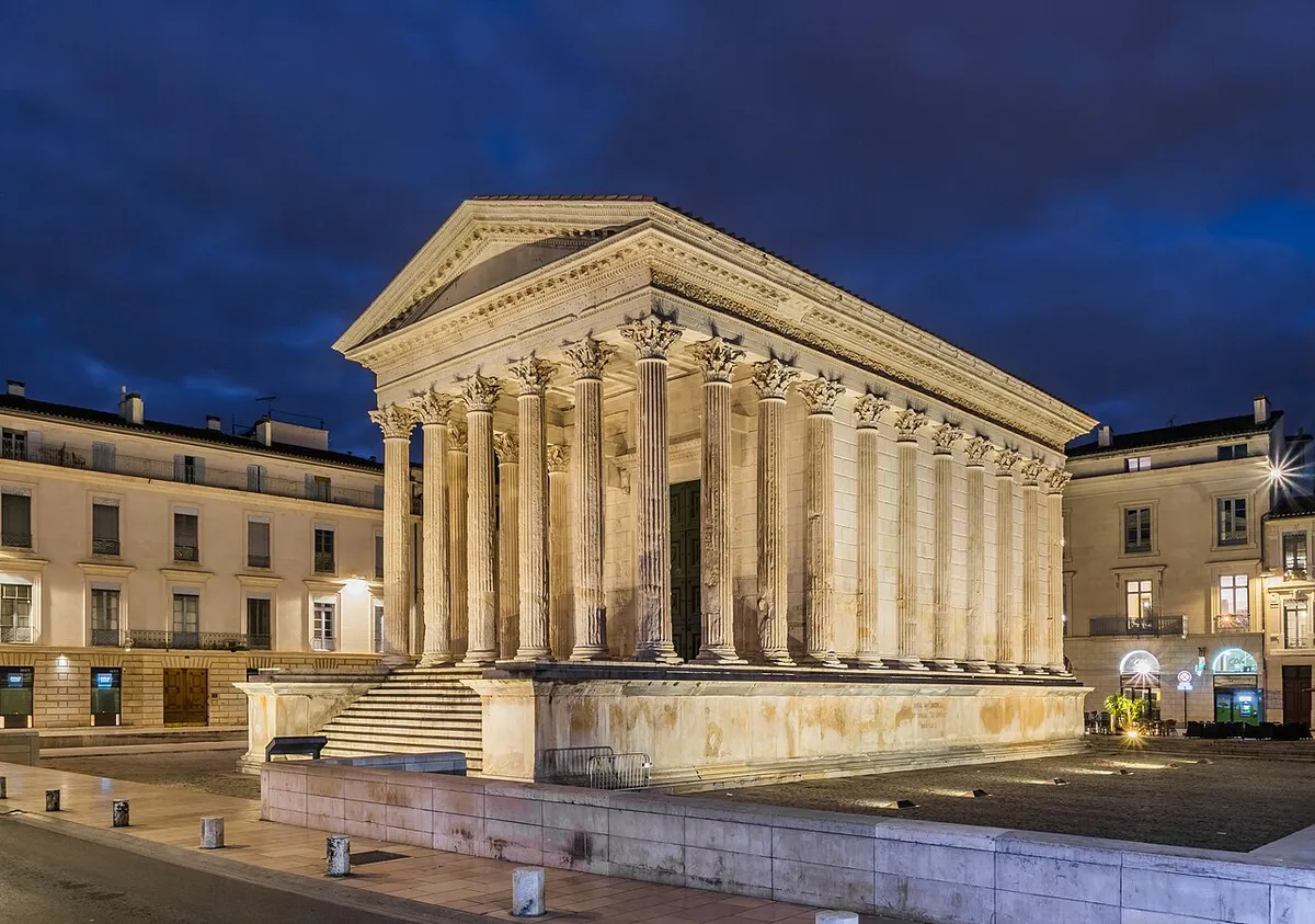 Maison Carrée — photo 1