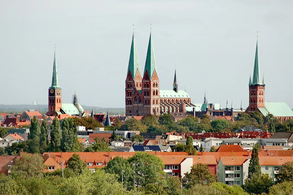 Lübeck Old Town — photo 1