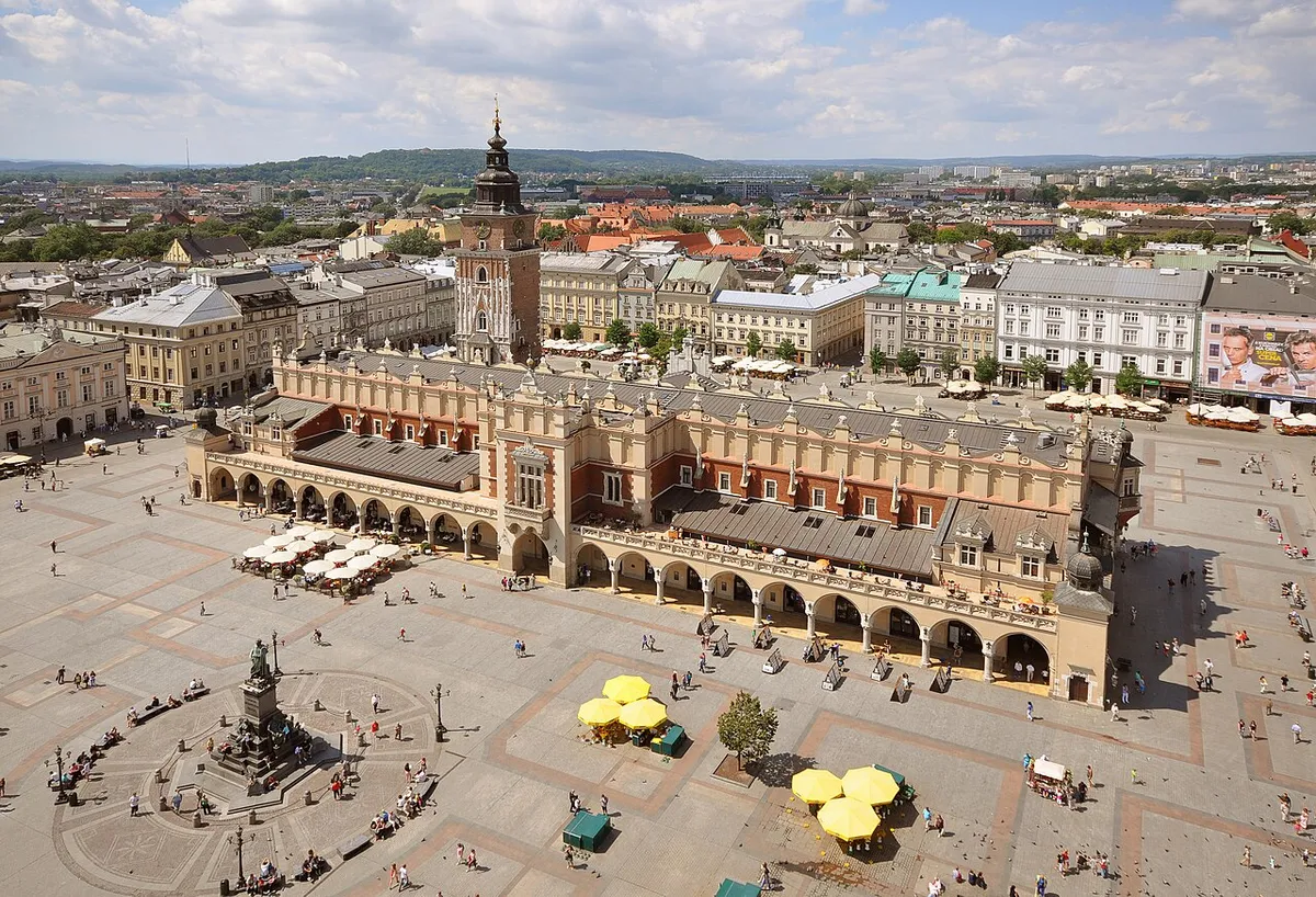 Kraków Old Town & Main Market Square — photo 1