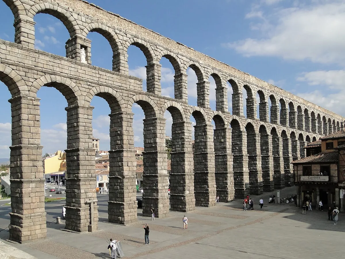 Roman Aqueduct of Segovia — photo 1